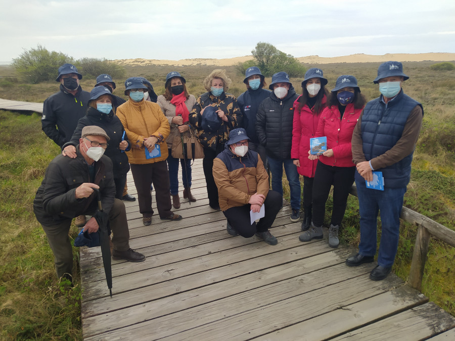 Una inversión de más de 380.000 euros sobre la duna de Corrubedo tratará de recuperar su movilidad