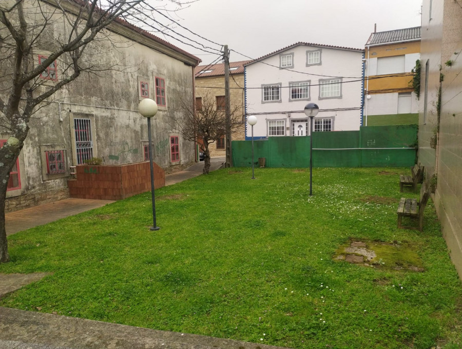 Retiran todos los aparatos del parque biosaludable de Cabo de Cruz tras la denuncia de que estaban inservibles