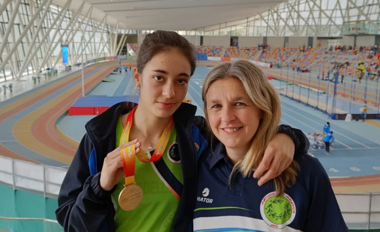 ​La cambadesa Celia Castro se proclama campeona de España de Atletismo