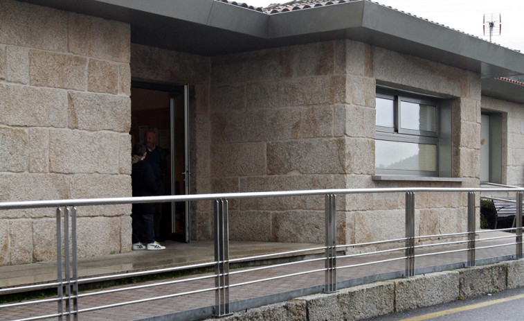 La Corporación meañesa reclama al Sergas la cobertura del médico jubilado hace más de un año