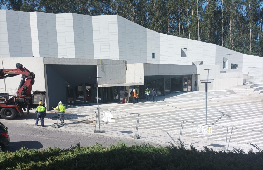 O Grove ya dispone de Auditorio y el Concello abrirá sus puertas en mayo