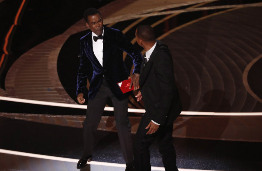 La Academia de Hollywood abre procedimientos disciplinarios contra Will Smith por la bofetada a Chris Rock