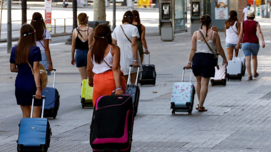 España recupera en Semana Santa el 87 % de reservas de extranjeros de 2019