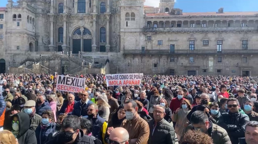 El sector del mejillón saca músculo en Santiago para exigir solución al conflicto de la cría