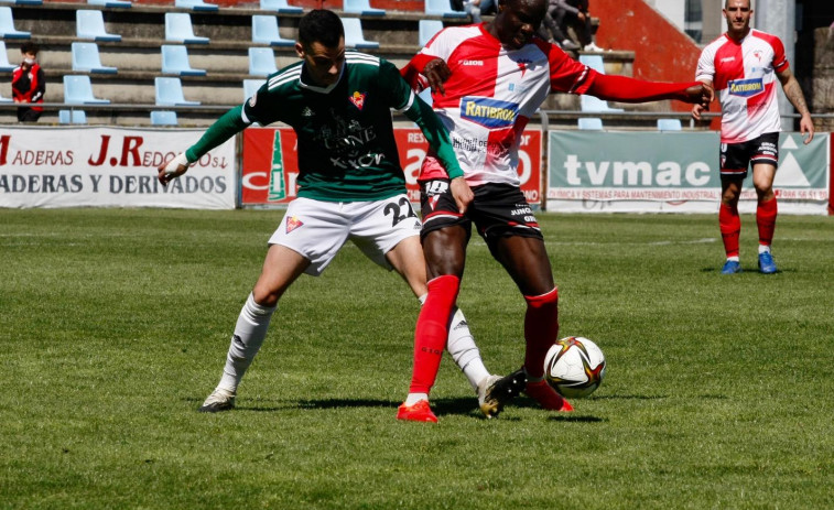 La afición no dejará solo al Arosa  en el partido crucial de Salamanca