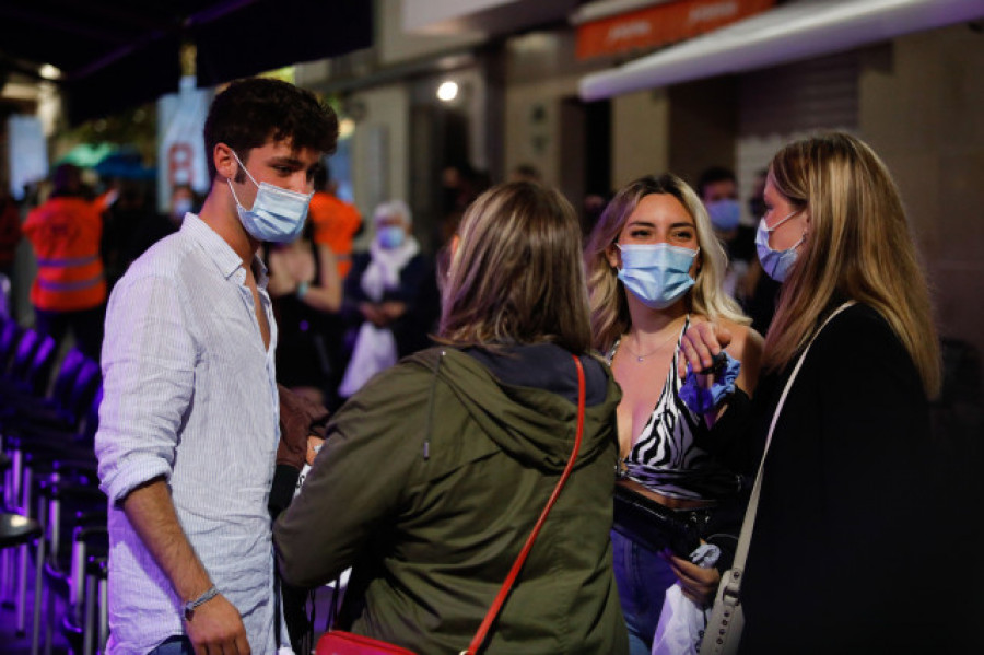 Síndrome de la cara vacía, el temor del adolescente a quitarse la mascarilla