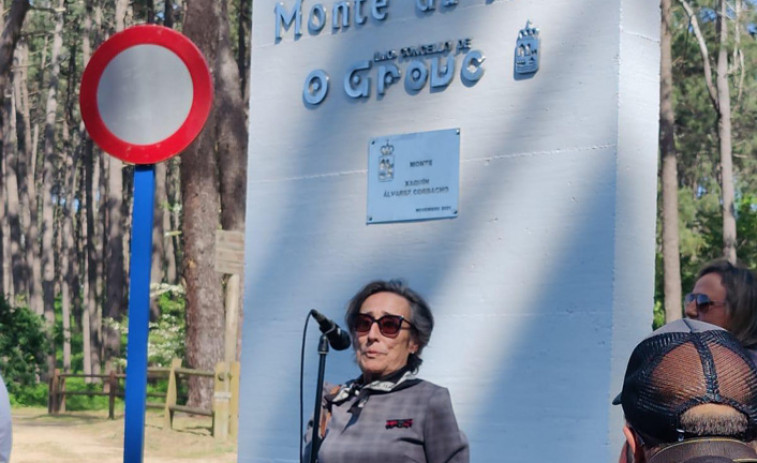 Sentido homenaje en O Grove a Xaquín Álvarez Corbacho que ya da nombre al monte de A Toxa