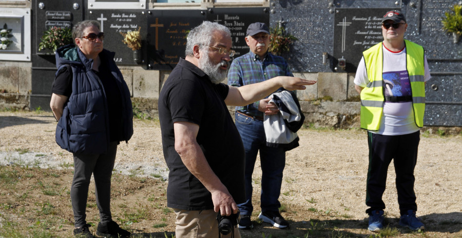 “Cando te atopes cun  paxaro engaiolado, céibao sempre”