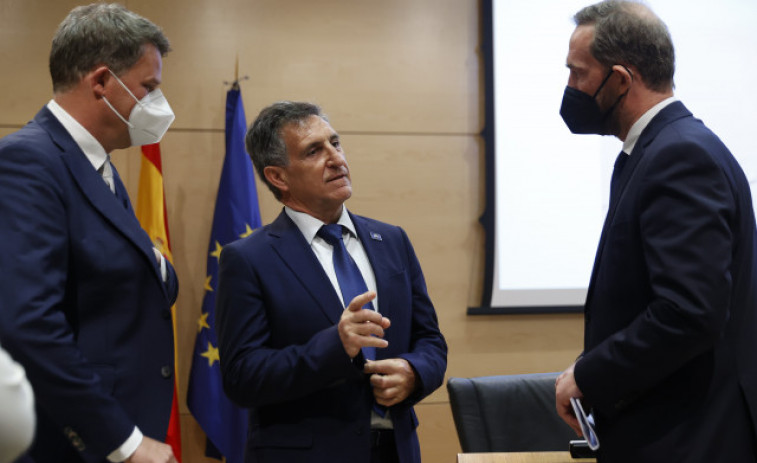 Galicia repite como tercera comunidad con más banderas azules en playas, 112