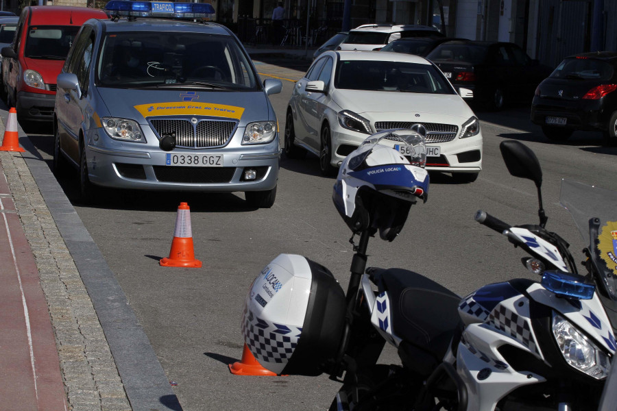 La Policía Local de Cambados inicia una campaña de control de velocidad por radar en la zona 30 del centro