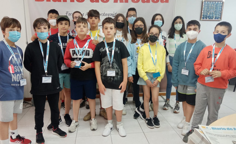 El alumnado de Sexto de Primaria del CEIP Plurilingüe Rosalía de Castro visita Diario de Arousa
