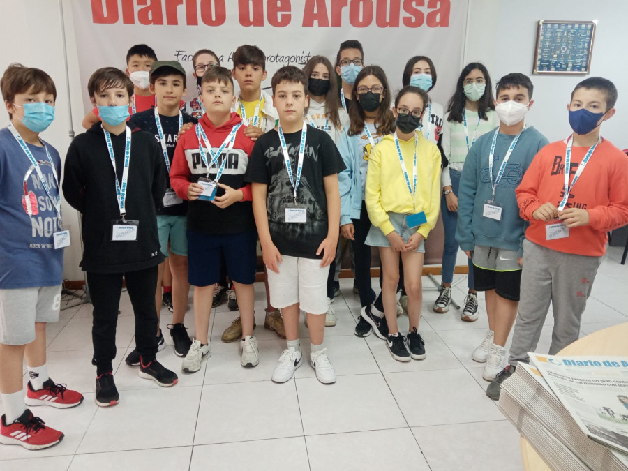 El alumnado de Sexto de Primaria del CEIP Plurilingüe Rosalía de Castro visita Diario de Arousa