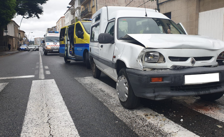 Investigan se un nonaxenario quedou grave tras un accidente en Cambados por un problema de saúde