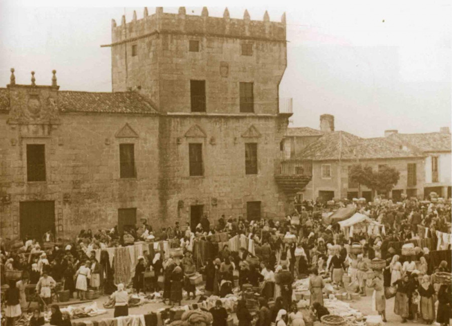 Mercado de Fefiñáns | Una cita semanal con Cambados desde hace 400 años