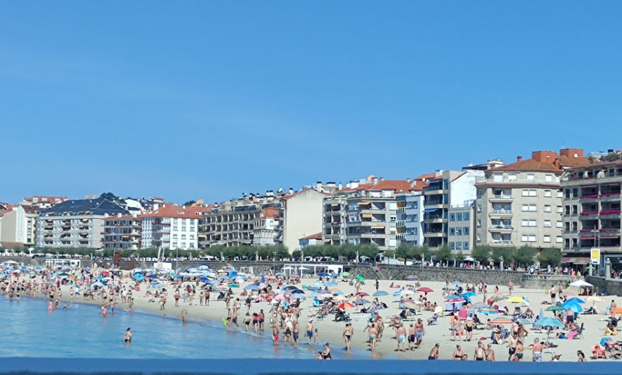 El alquiler turístico en agosto en Vilagarcía y Sanxenxo supera los mil euros por semana