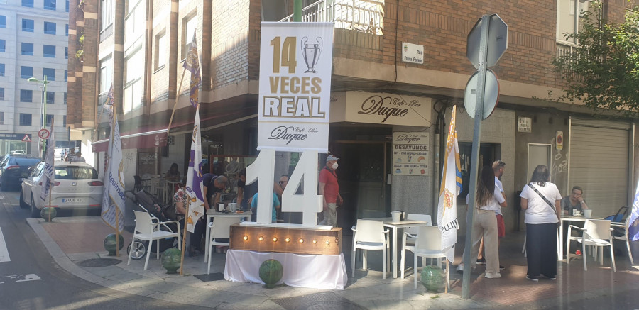 Así amaneció el Bar Duque, el templo madridista en Vilagarcía