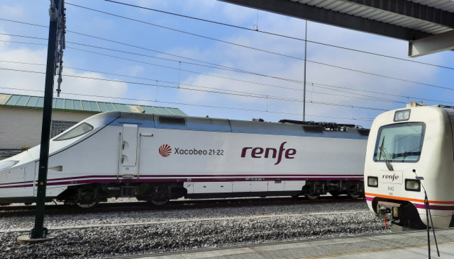 Renfe instalará servicios de atención remota en 14 estaciones de Galicia