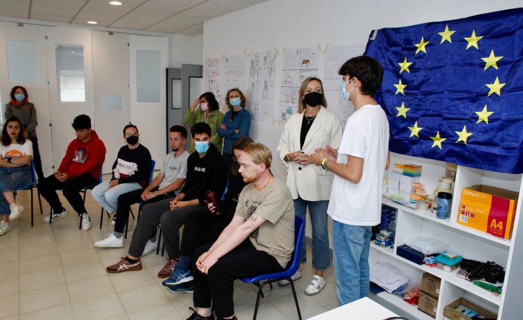 Arousa Moza reunió en As Sinas a 46 jóvenes de otros países con su proyecto “Work your passion”