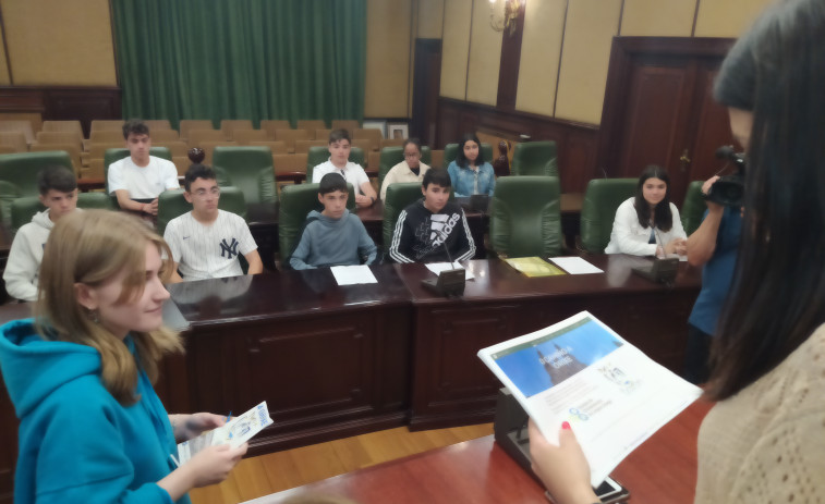 Alumnos del Bayón realizaron un proyecto sobre la ruta jacobea barbanzana, siendo el primer colegio en recorrerla