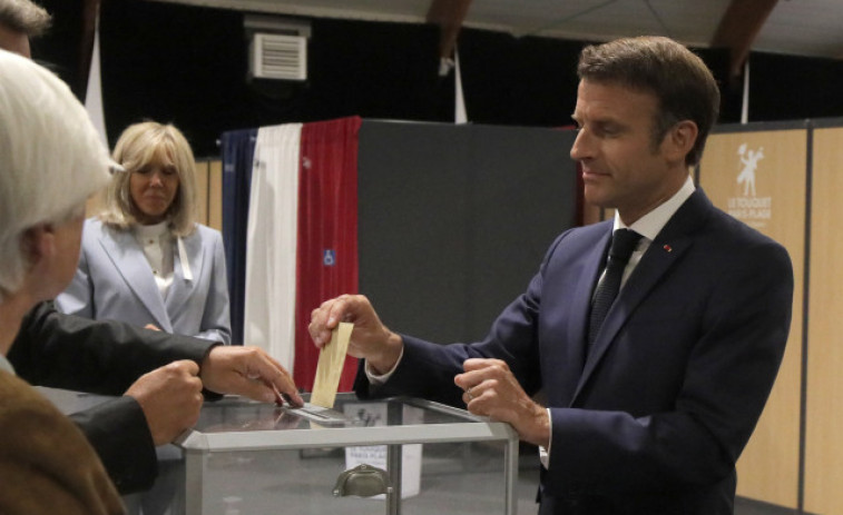 El grupo de Macron se queda en 245 diputados de 577 con el 100 % escrutado