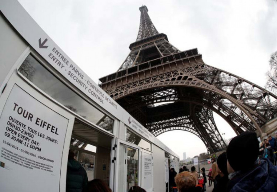 La moda de hombre vuelve a París por la puerta grande