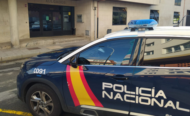 Libertad para el detenido en Palmeira por atentar contra dos policías locales tras dar acelerones en su coche patrulla
