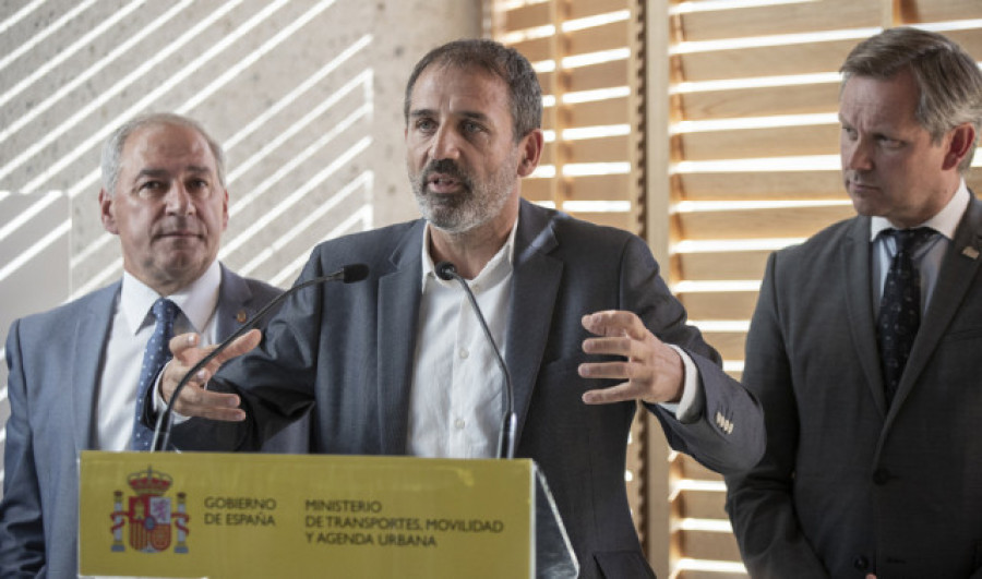 Transportes reducirá el desvió en la A-6 por Pedrafita (Lugo) motivado por el  derrumbe