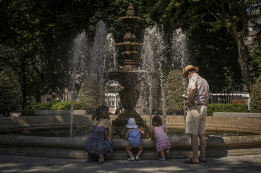 Ourense supera las previsiones y llega a los 43,5 grados