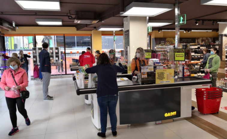 Los supermercados de MAS, Gadisa y Condis permitirán retirar dinero efectivo