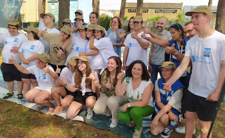 Catorce voluntarios llegados de parte de la geografía española participan con Amicos en un campo medioambiental e inclusivo