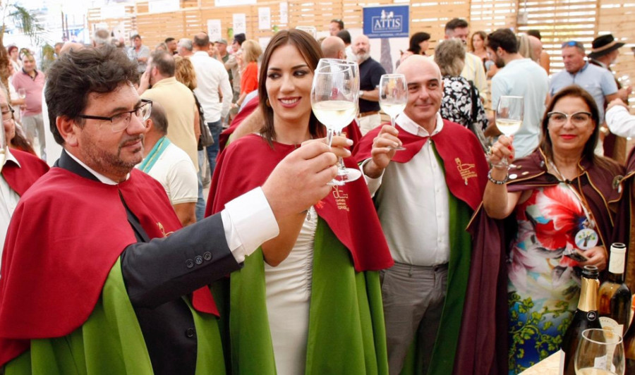 Meaño seduce a los amantes del vino con los albariños más característicos de las bodegas de la zona