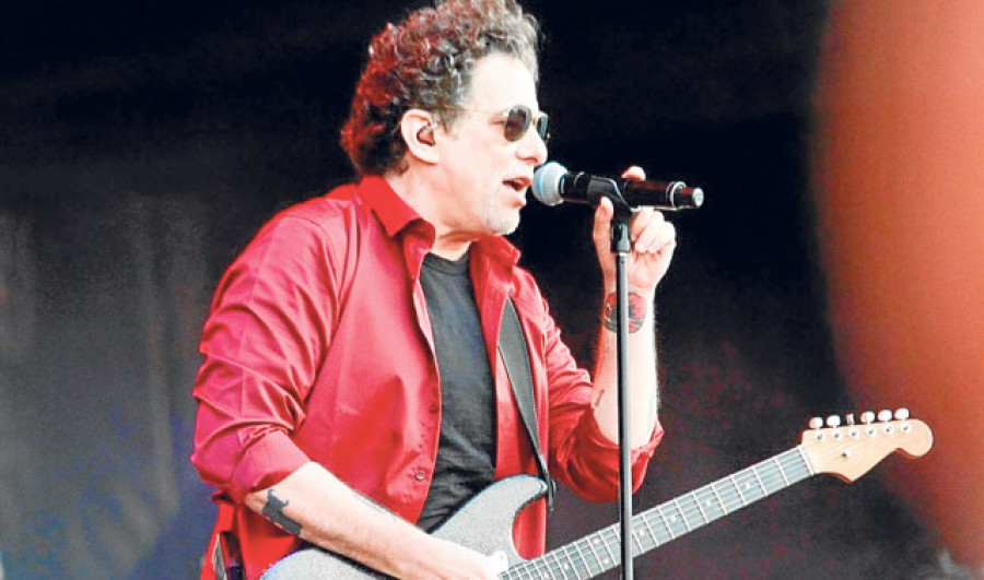 Andrés Calamaro, Hombres G y Taburete empiezan a dar forma al festival Costa Feira de Sanxenxo