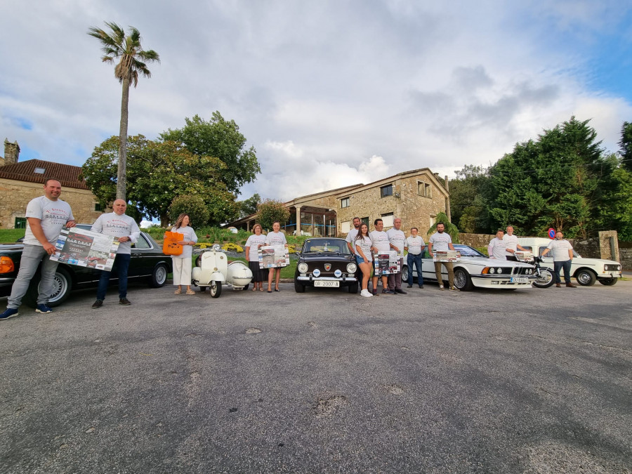 El Encontro de Vehículos Antigos de Vilanova se traslada al Pazo Vista Real