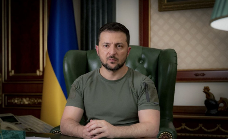 Zelenski se burla del plan de paz de Musk para Ucrania y le invita al país
