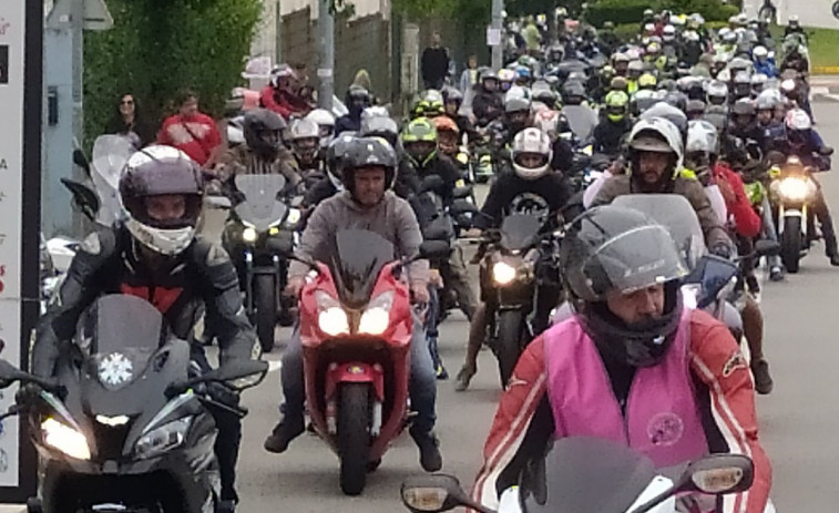 Máis de medio milleiro de motos participan na ruta de despedida da concentración Boiromotos