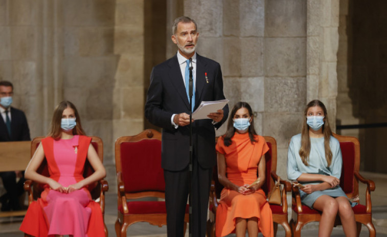 El rey reivindica ante el Apóstol el 