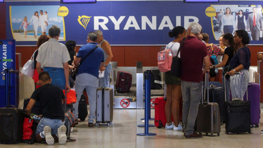 Ryanair denuncia a eDreams por realizar sobrecargos y reservas sin autorización