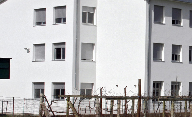 Malestar en el IES Cabanillas por la reducción de tres profesores para el próximo curso escolar