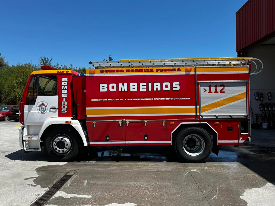 Un incendio en Boiro deja daños materiales en una vivienda