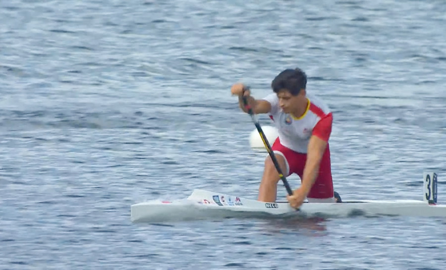 Manuel Fontán debuta en el Mundial Absoluto con un quinto puesto en C1 500 y pasa a semifinales