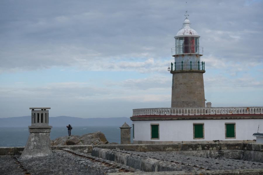 Una ruta litoral de paneles entre Palmeira y Corrubedo divulgará el patrimonio marítimo local