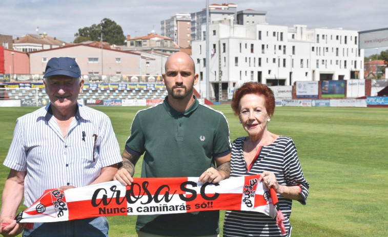 Borja Míguez: “Es un orgullo tremendo fichar en el Arosa”