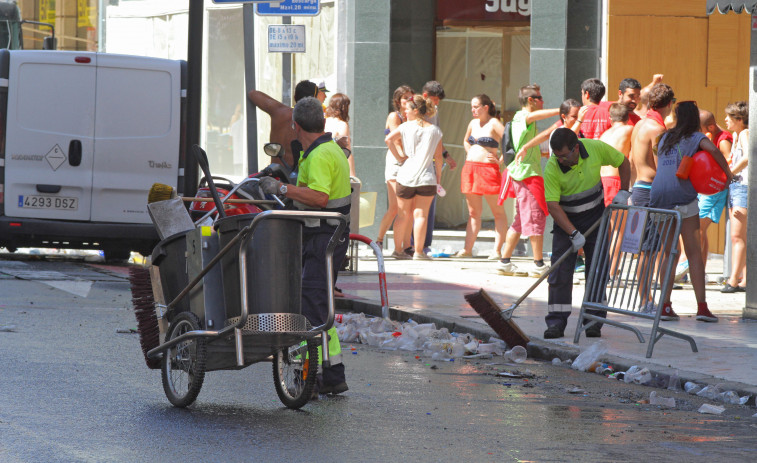 Un operativo de 85 personas se encargará de limpiar las calles tras la Festa da Auga