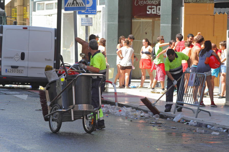 Un operativo de 85 personas se encargará de limpiar las calles tras la Festa da Auga