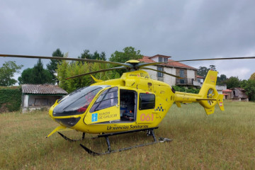 EuropaPress 4628734 helicoptero medicalizado 061 asiste ciclista herido agolada 13380742