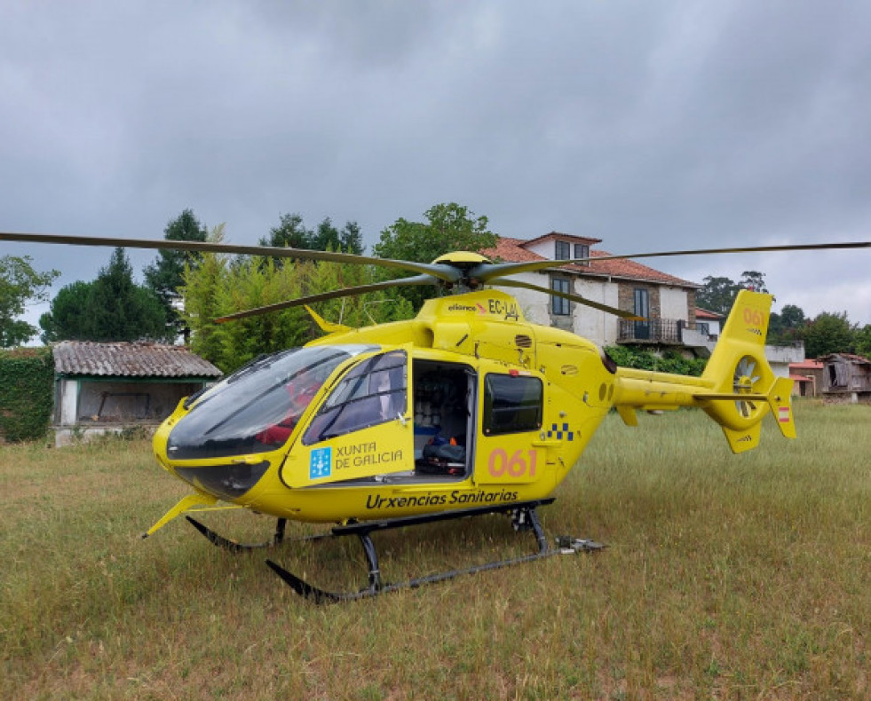 EuropaPress 4628734 helicoptero medicalizado 061 asiste ciclista herido agolada 13380742