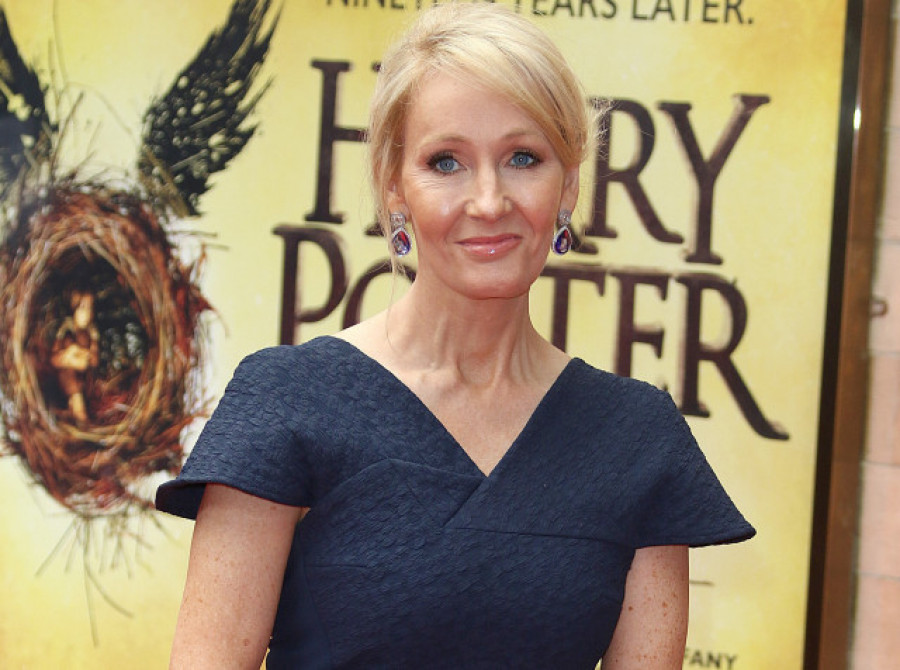 La Policía investiga amenazas a JK Rowling por su apoyo a Rushdie