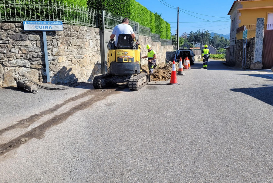 Estudian abrir una nueva traída para zanjar el problema del agua en el polígono y casas de la zona