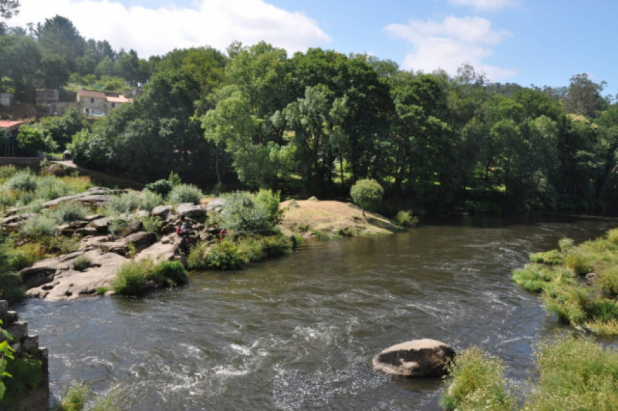 La prealerta por escasez de agua llega a zonas como Santiago y Costa da Morte