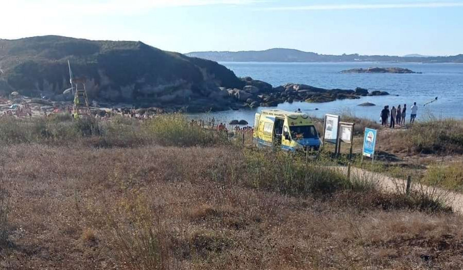 Fallece ahogado un hombre de 76 años en la playa de Areas Gordas de Sanxenxo